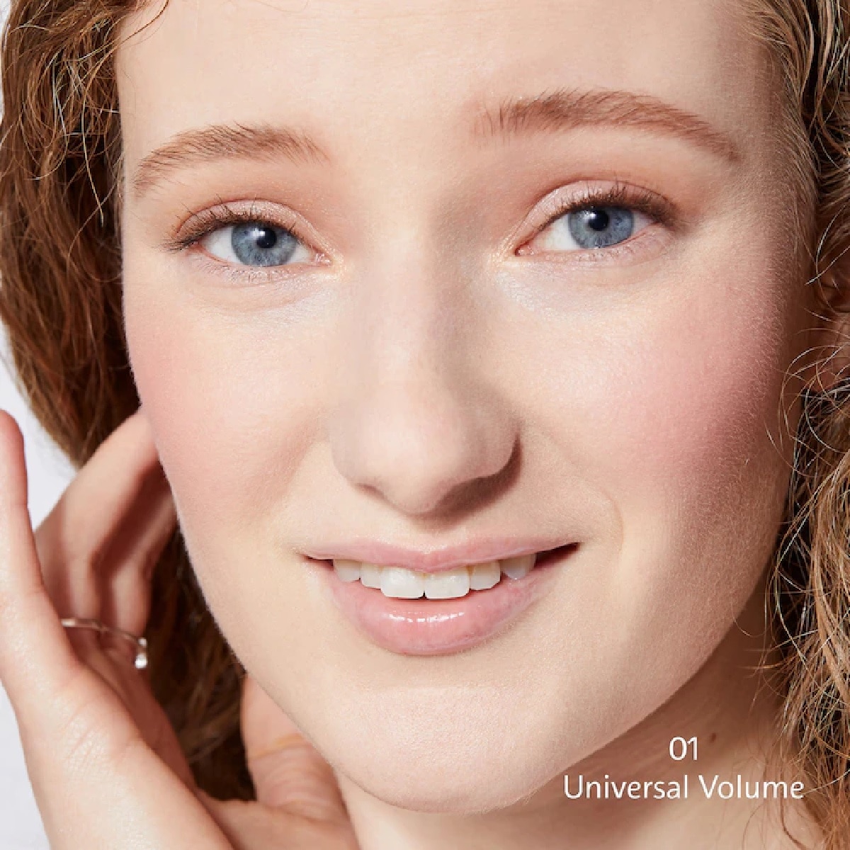 OUTRAGEOUS PLUMP LIP GLOSS (BRILLO LABIAL)